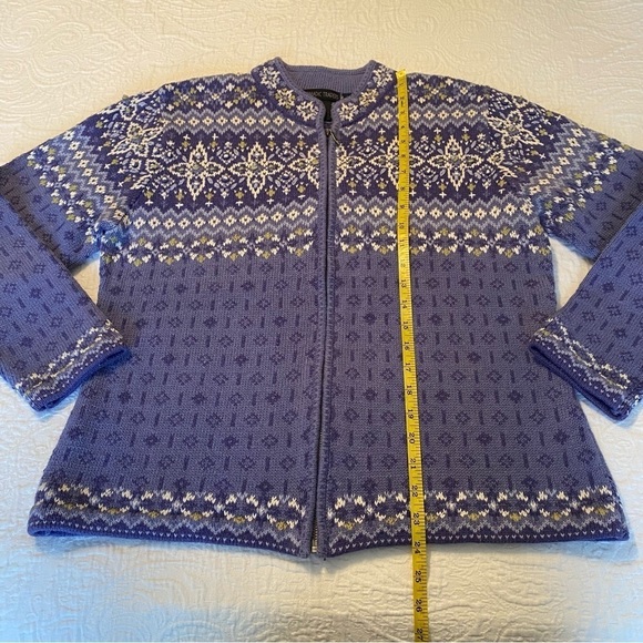 Nomadic Traders Zip Front Blue and White Cardigan -Large - Picture 10 of 11